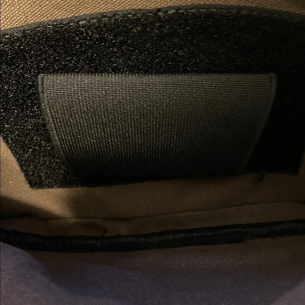 Jessie James Burgundy Leather Crossbody Bag, no signs of wear - Picture 6 of 11